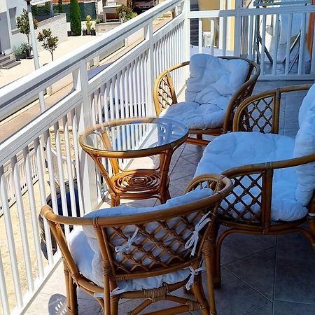 Apartment Alexandra Vir Dış mekan fotoğraf